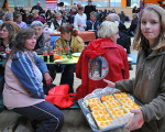 nun wird der kuchen aufgefahren 20100830 1354990659