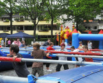 an der stange fussball spielen 20100706 1734327238