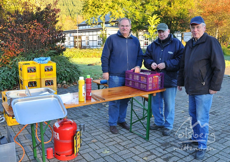warten auf den ersten wagen 20101025 1705073690