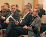 zuhoerer 20100301 2025066081