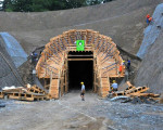 20090708 1718200443 tunnel 79