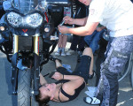 wer schraubt denn da noch an der maschine 20110821 2092574622
