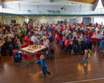  fuenfhundert buerger beim fruestuecken 20130428 1441661701