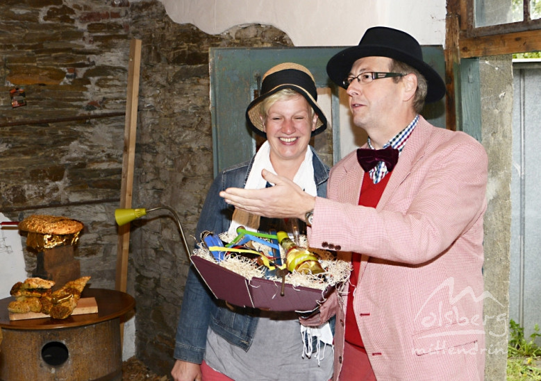 vernissage in der kunstscheune 20140819 1350009186
