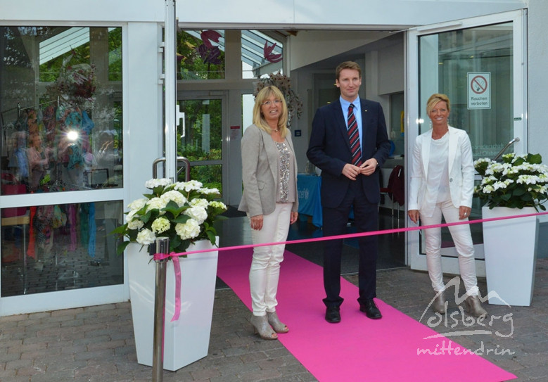 herzlich willkommen zu ladies day 20140616 1289172363