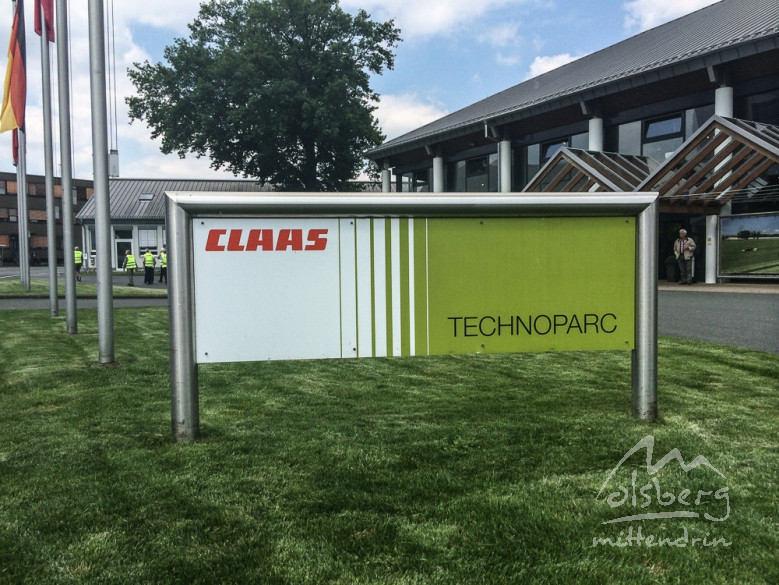 ue 60 besucht fa claas 20140621 1604296415