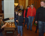 ein licht zum altar bringen 20131119 1985103840
