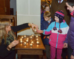 ein licht zum altar bringen 20131119 2009283274