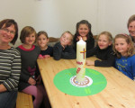 tischgruppe mit 2 von 3 tischmuettern 20131128 1646060632