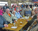 volle halle bei dem wetter 20150907 2048909229