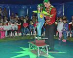 der circusdirektor hilft nur ein wenig 20150511 1839031599