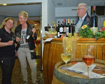 ein guter wein gehoert dazu 20150426 1525831384