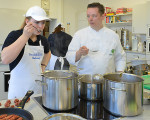 schmeckt die rindersuppe v roten hoehenvieh 20150314 1579315467