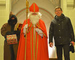 da kommt er mit gefolge 20151206 1202484264