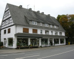 20071209 1579803013 hesters2