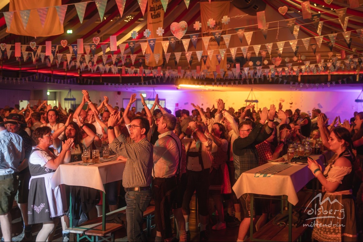 11204454 oktoberfest olsberg 2025  c lennard rosenkranz   lennards fototagebuch 11204454 oktoberfest olsberg 2025  c lennard rosenkranz   lennards fototagebuch