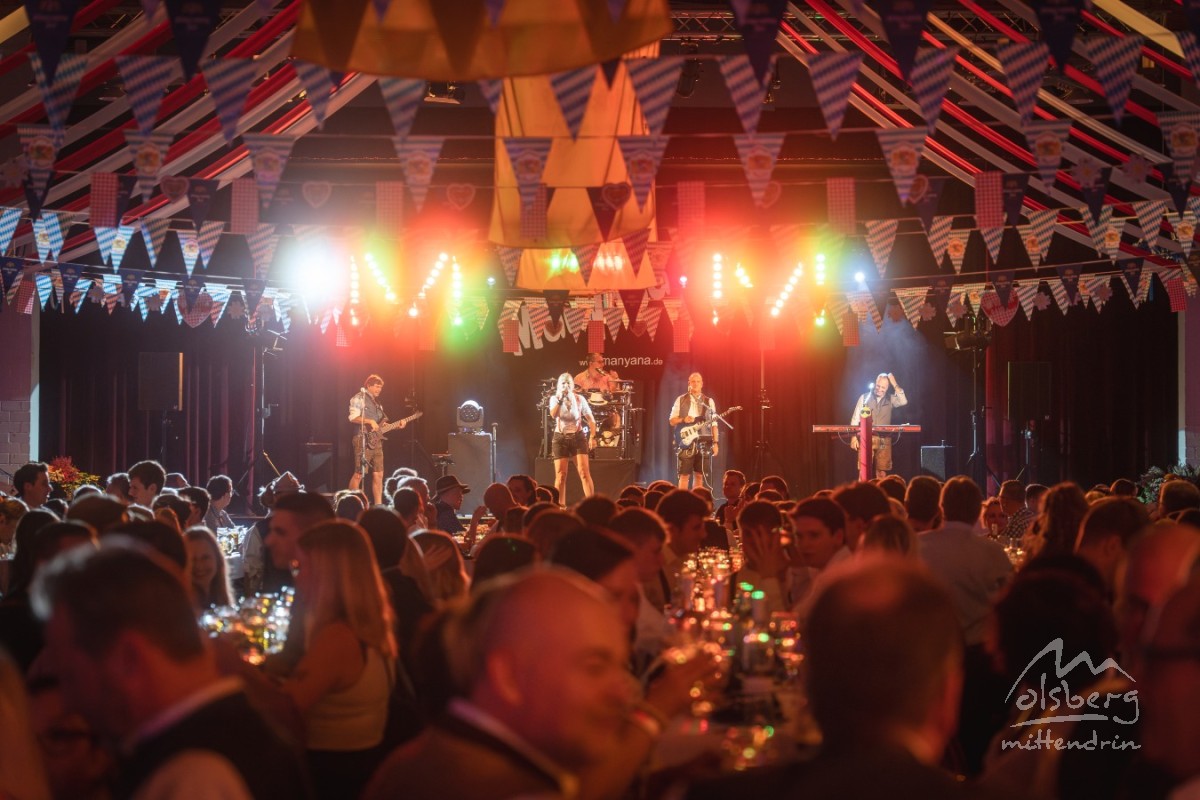 11204557 oktoberfest olsberg 2025  c lennard rosenkranz   lennards fototagebuch 11204557 oktoberfest olsberg 2025  c lennard rosenkranz   lennards fototagebuch