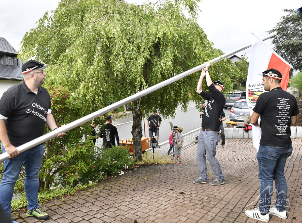 kraenzen beim koenigint109 kraenzen beim koenigint109