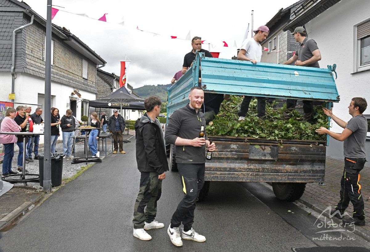 kraenzen beim koenigint113 kraenzen beim koenigint113