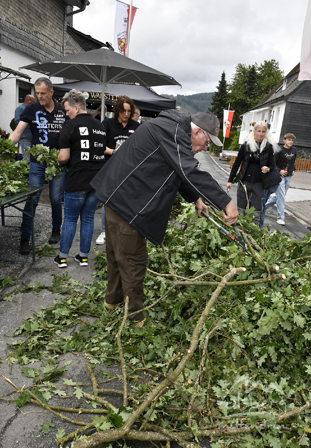 kraenzen beim koenigint118 kraenzen beim koenigint118