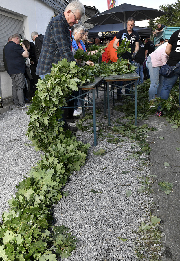 kraenzen beim koenigint126 kraenzen beim koenigint126