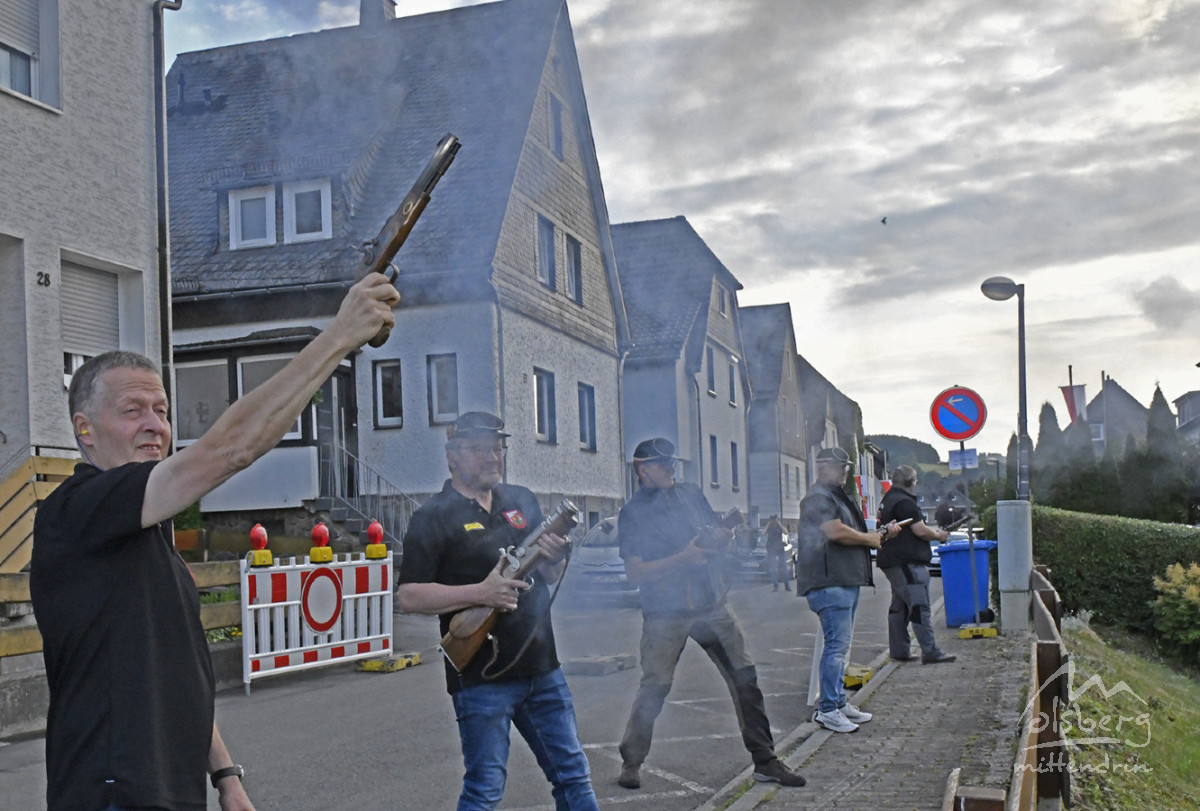 kraenzen beim koenigint137 kraenzen beim koenigint137