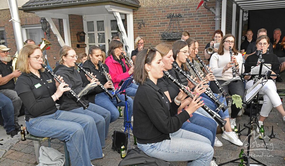 kraenzen beim koenigint139 kraenzen beim koenigint139