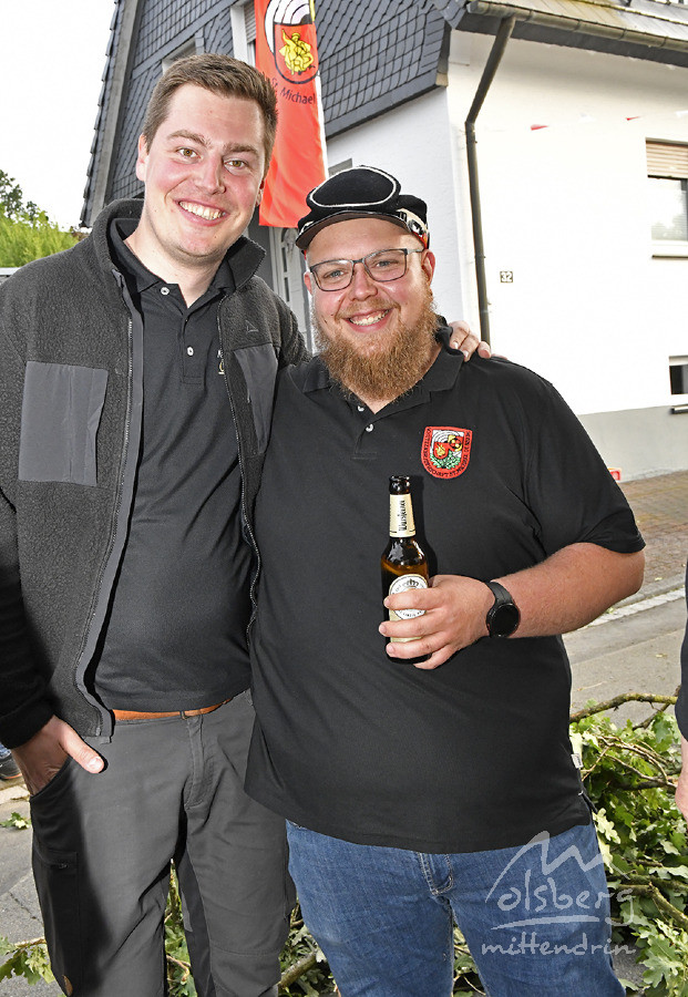 kraenzen beim koenigint143 kraenzen beim koenigint143