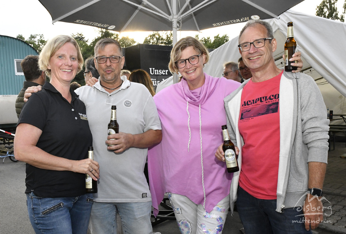 kraenzen beim koenigint145 kraenzen beim koenigint145