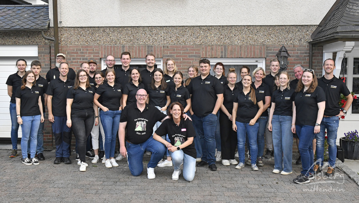 kraenzen beim koenigint154 kraenzen beim koenigint154