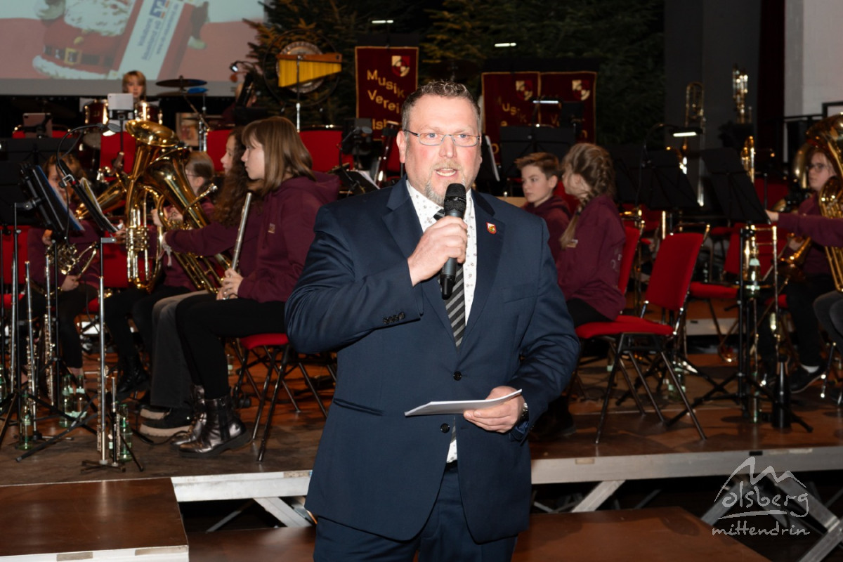 20231217181518 20231217181518