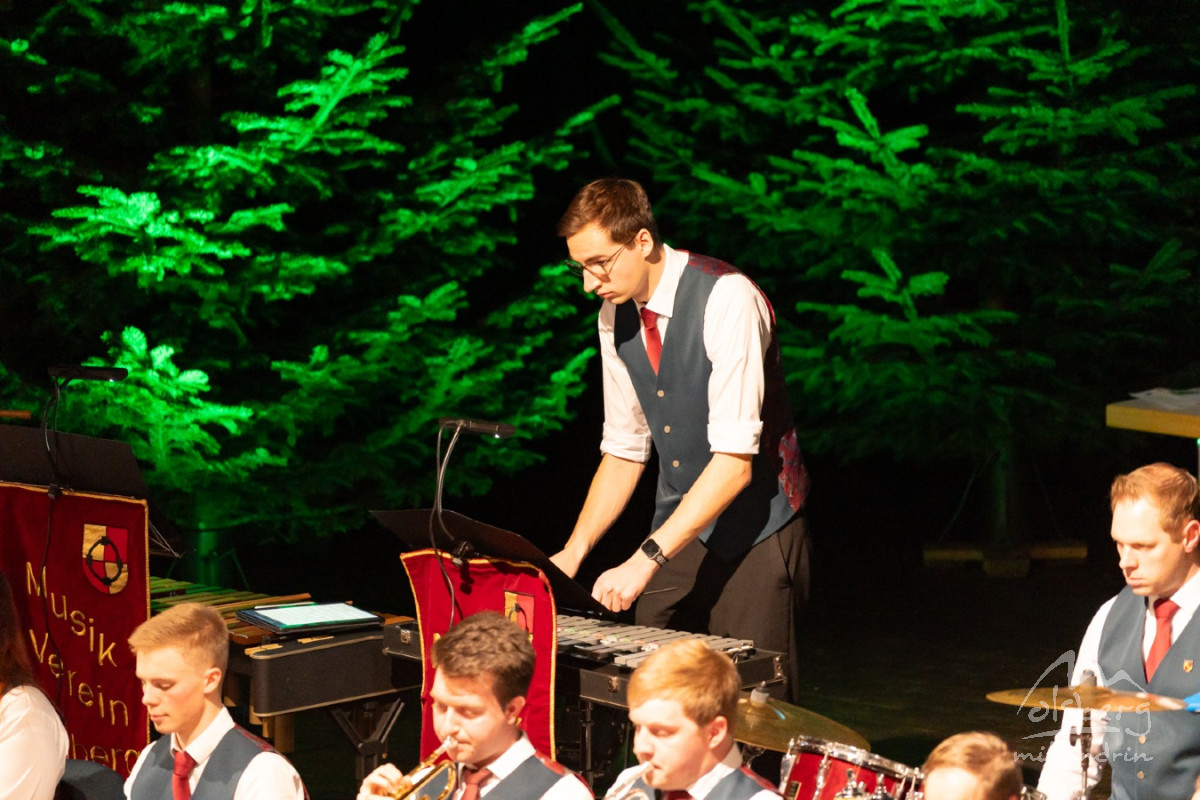 20231217185103 20231217185103