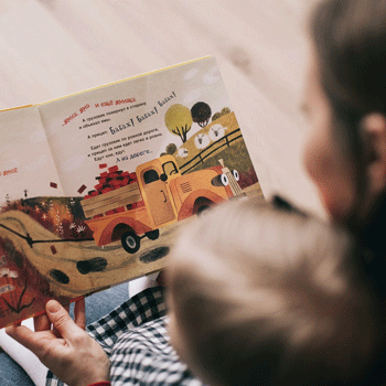 babysitter pexels lina kivaka 1741231Web
