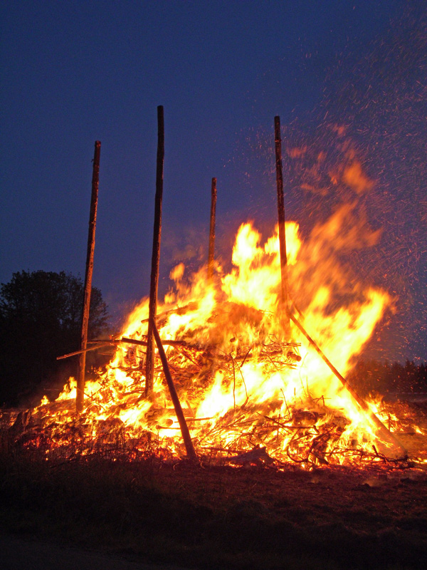 Osterfeuer22