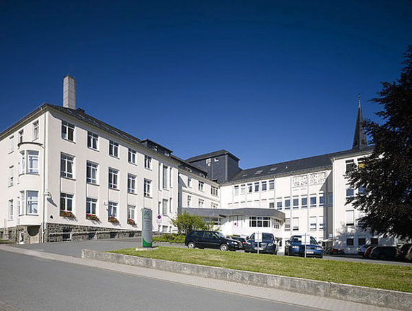 Elisabeth Klinik Frontansicht2