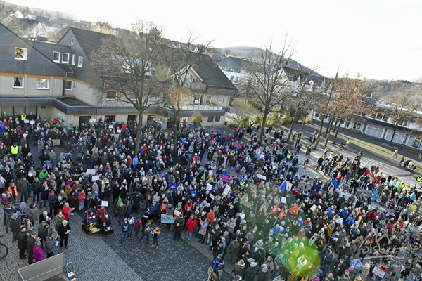 demonstration24 2